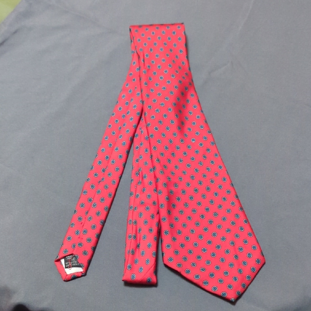 Vintage 100% Silk Red and Blue Patterned Tie. Made In Italy